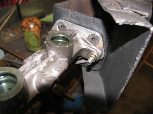 [CEN] 1940-57 3 bolt dual-remote manual master cylinder