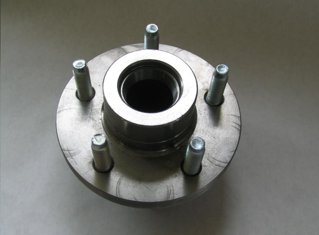 Hubs for 1961-73 AMC